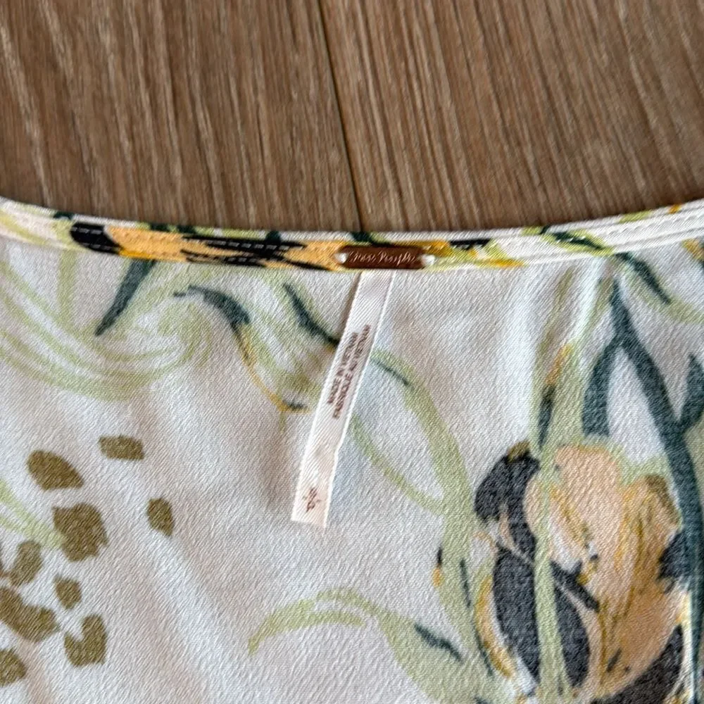 FREE PEOPLE BELLA PRINT TUNIC CREAM WITH FLOWERS SIZE SMALL